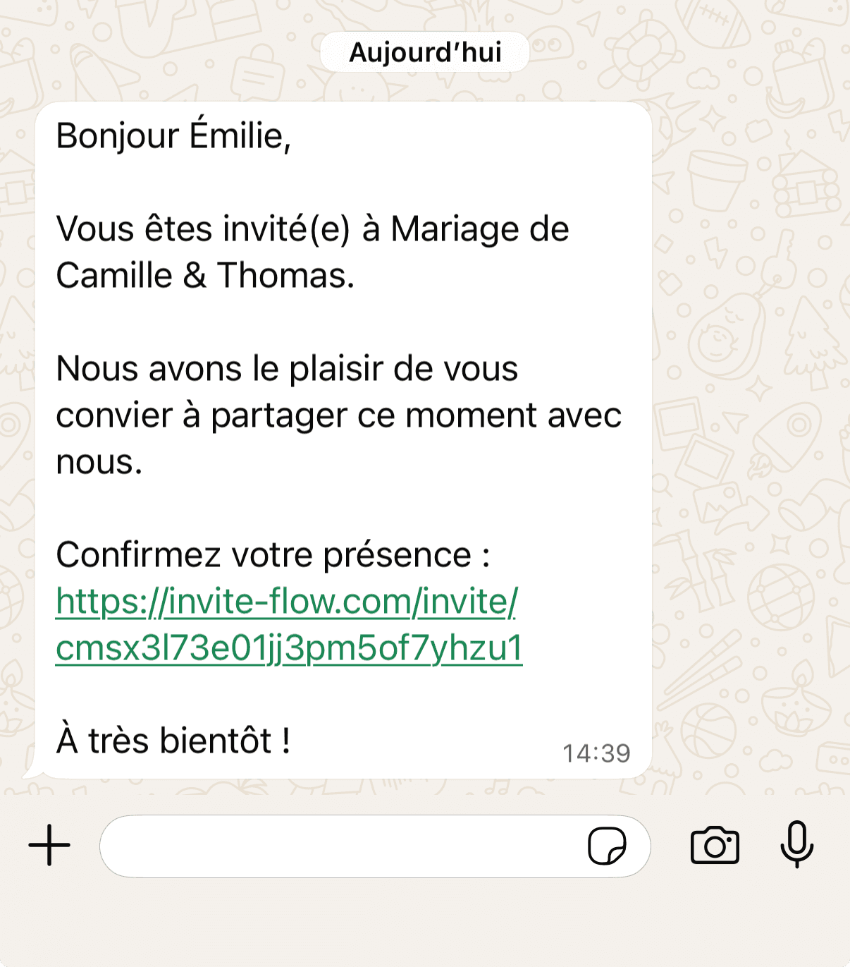 Invitation InviteFlow envoyée et reçue sur WhatsApp, avec le lien de confirmation RSVP