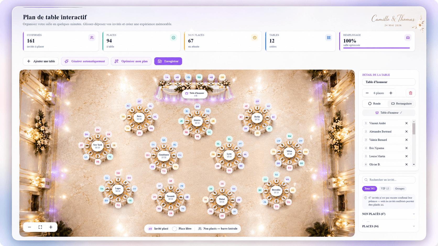Plan de table interactif InviteFlow : salle en vue aérienne, tables et invités glissés-déposés
